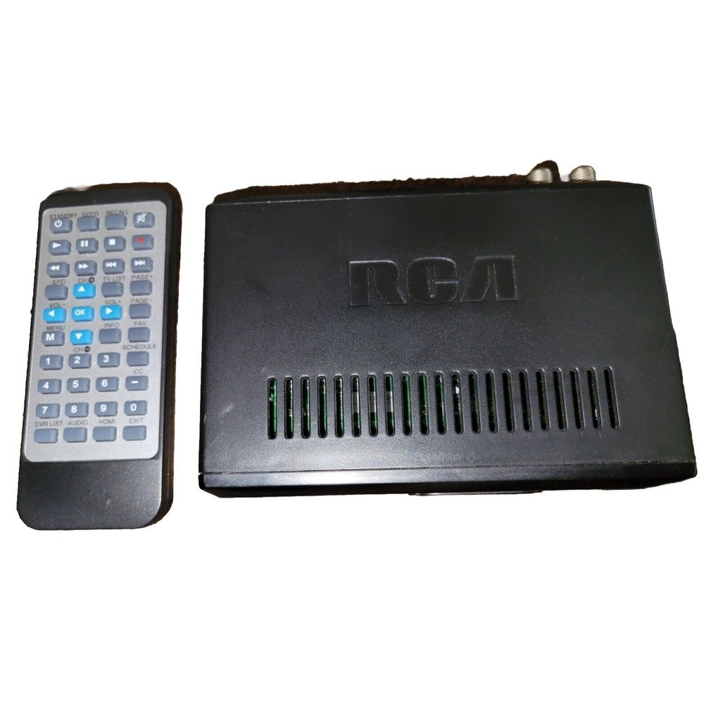 RCA  Digital Converter Box ATSC   DTA800B1 With REMOTE